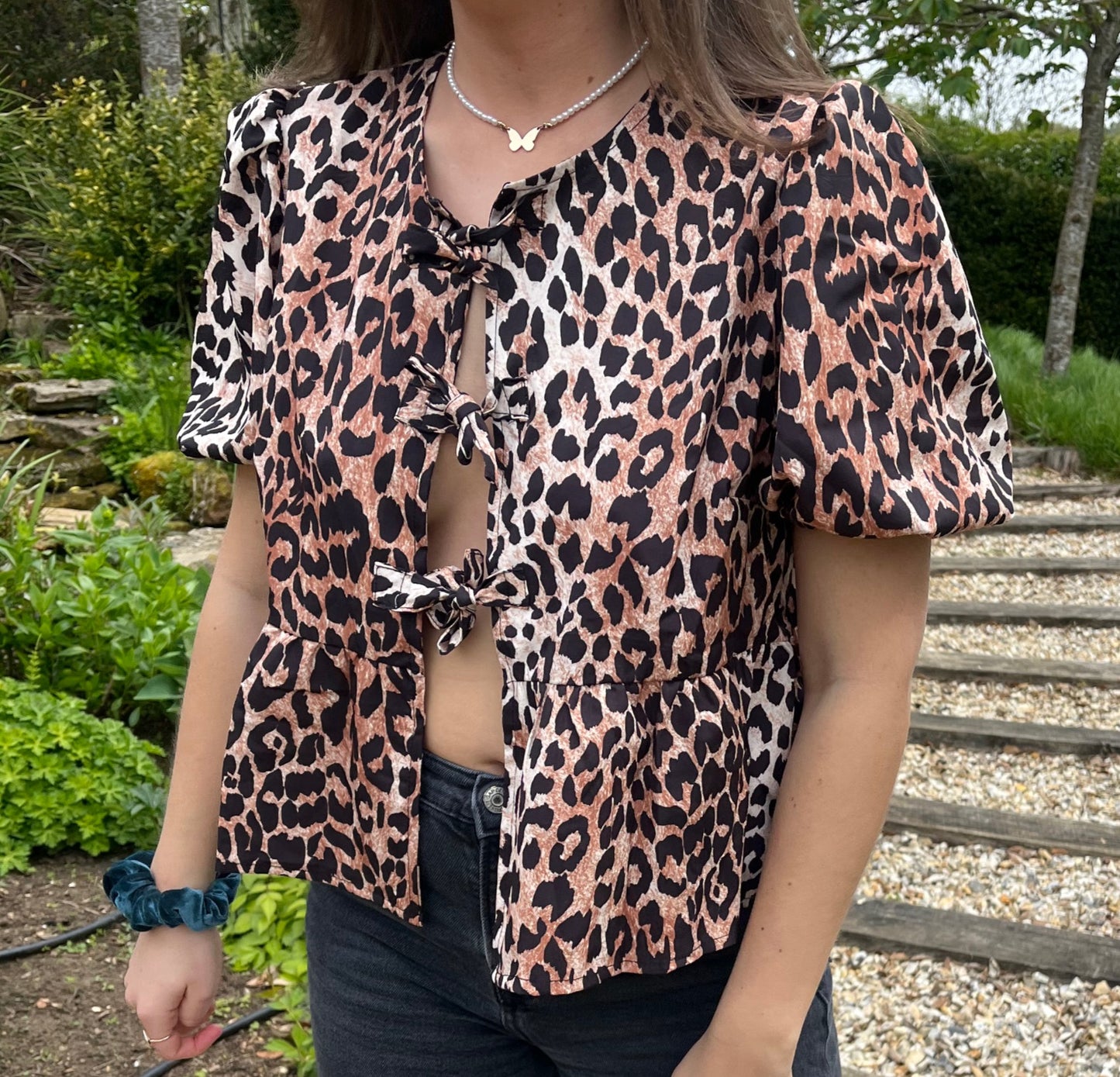 The Geselle 'Leopard Tie Top'